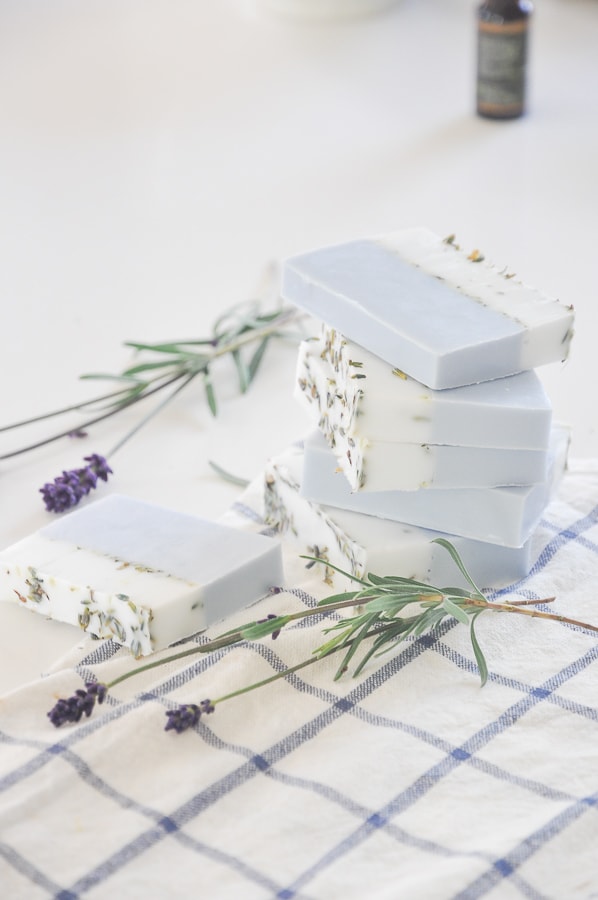 diy melt and pour soap, handmade lavender soap