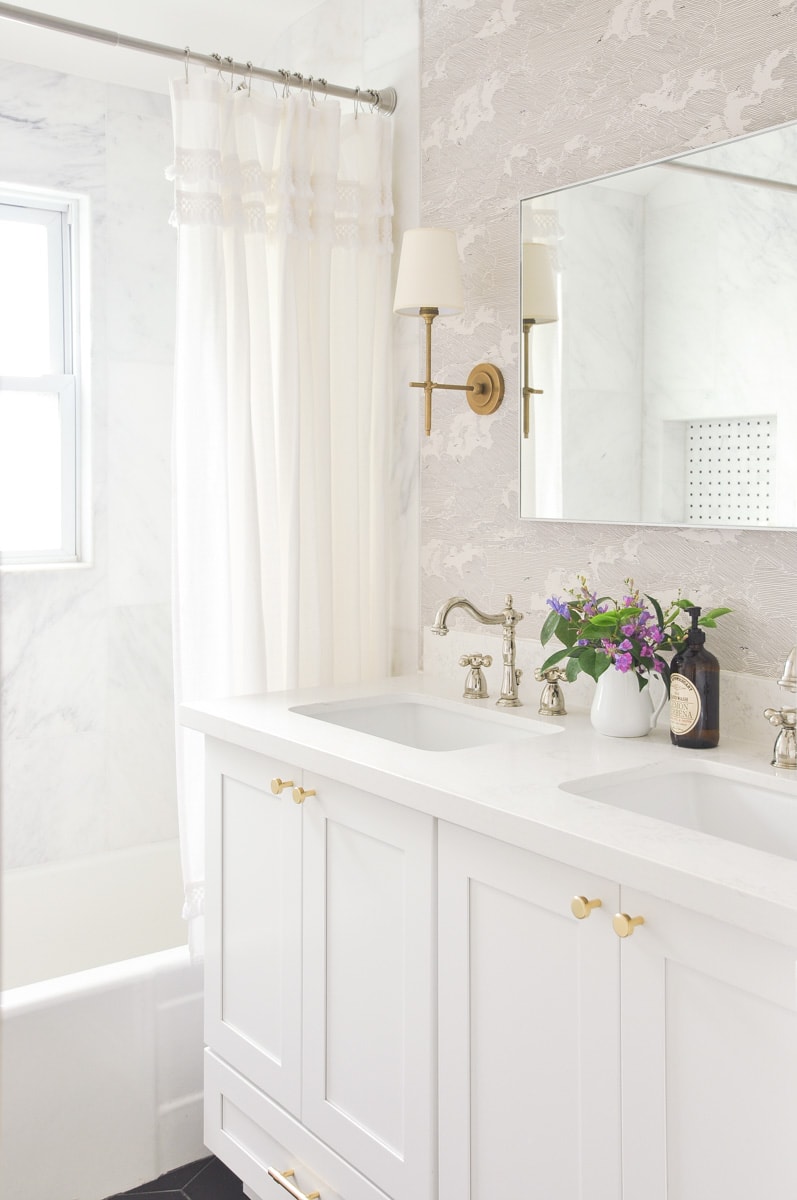 Bathroom Vanities Cost: 2023 Complete Breakdown