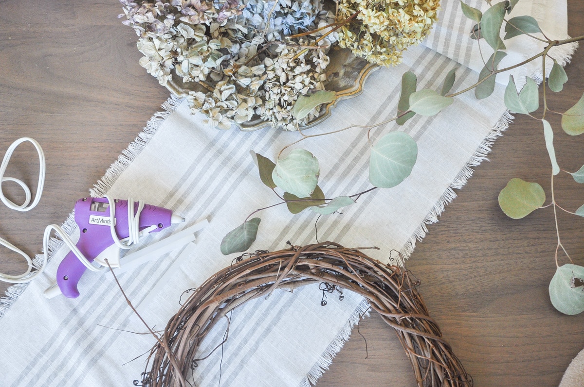 diy project dry eucalyptus and hydrangea flower wreath, farmhouse, cottage home decor