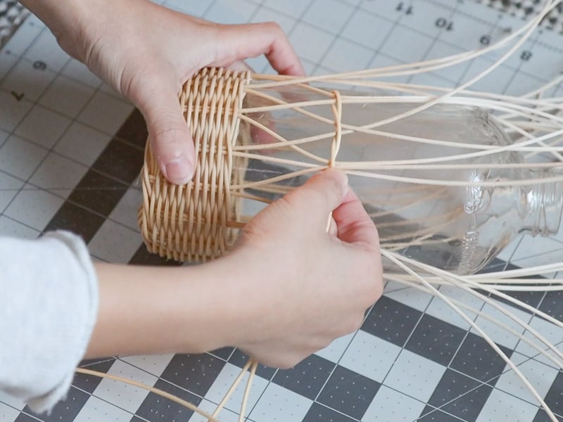 DIY rattan bottle holder