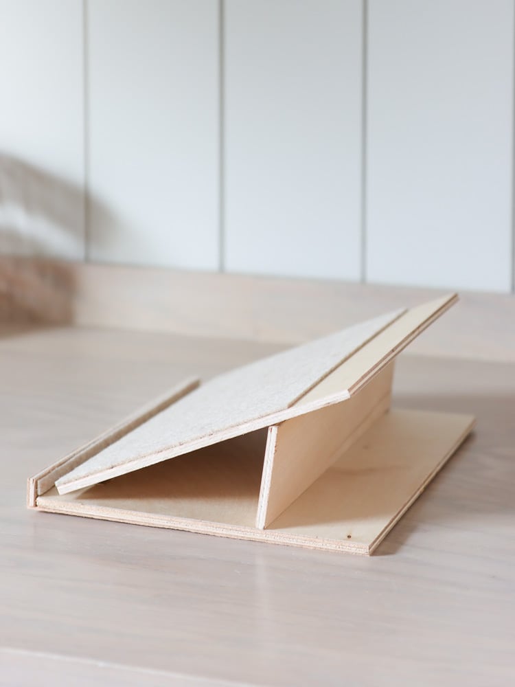 DIY drawing tablet stand