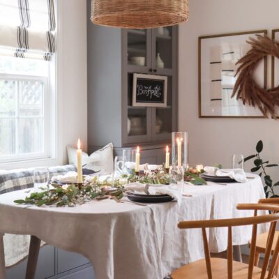 Setting Table for Dinner Party | Winter Tablescape Ideas