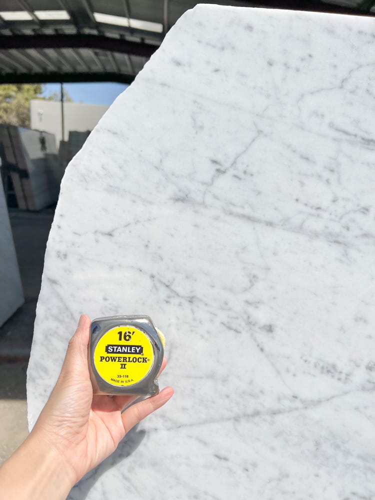 how much does marble countertop costs
