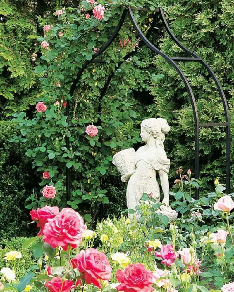 Fairytale English Cottage Garden Ideas, personal touches, fairy lights, garden ornaments
