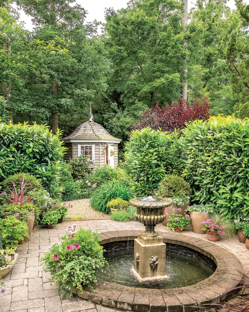 Fairytale English Cottage Garden Ideas, water features