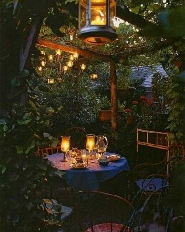 Fairytale English Cottage Garden Ideas That Will Make You Feel Like You ...