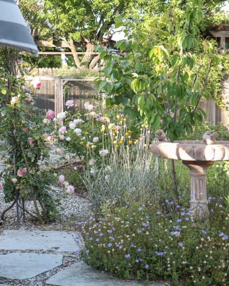 Fairytale English Cottage Garden Ideas That Will Make You Feel Like You ...